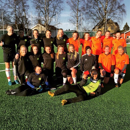 12752139 10156502268140137 1964308406 O